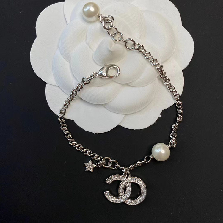 75a79e9e523e3c43832f5c58e26a9c