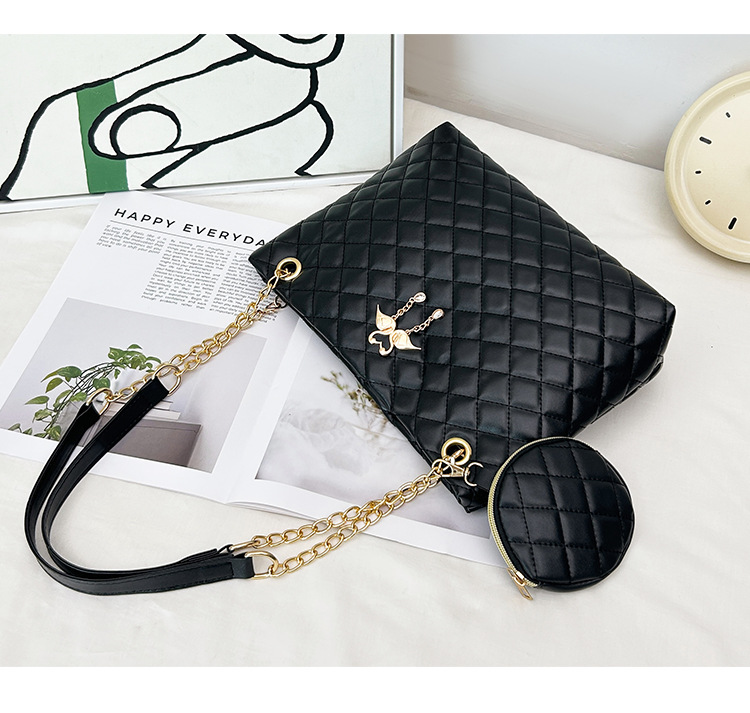 Classic Style, Streetwear Style Women's Medium Pu Leather Color Block Solid Color Classic Style Streetwear Sewing Thread Square Zipper Tote Bag