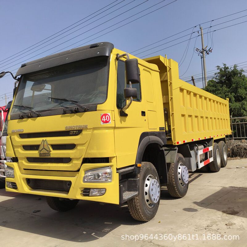 Ready for Sale Howo 8*4 Tractor Trailer Head Dual Drive Freight Truck Head 375 Horsepower Dock Transport Truck Head