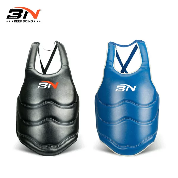 Bn Kidsren's Boxing and Sparring Protective Gear, Muay Thai Fighting Head Protection, Leg Protection, Chest Protection, Boxing Gloves, Youth Taekwondo Suit