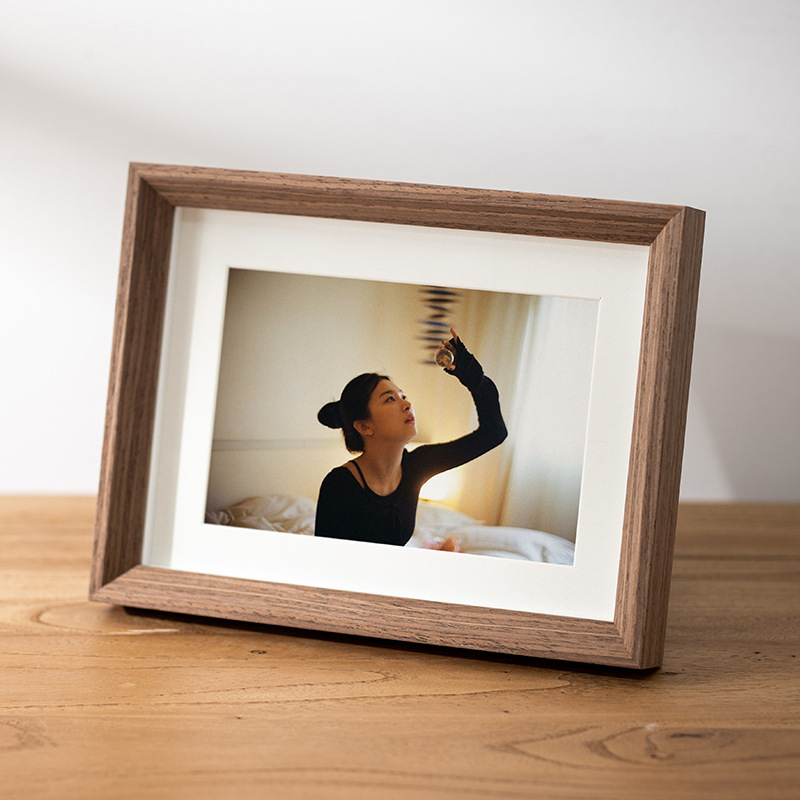 Hollow photo frame wooden table 6 inch photo frame 7810 inch A4 wall solid wood Nordic creative wall frame wholesale