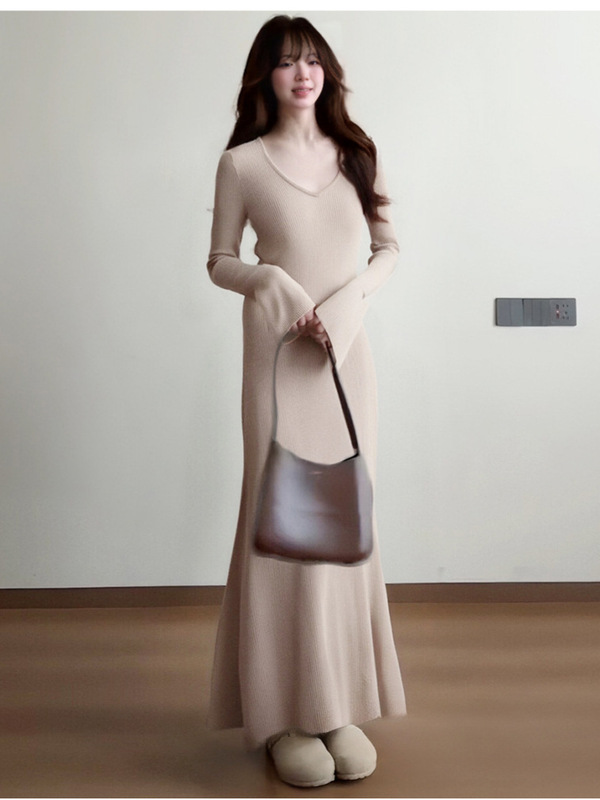 秋季长袖连衣裙女v领长款针织裙子高级轻熟御姐穿搭收腰修身长裙|undefined