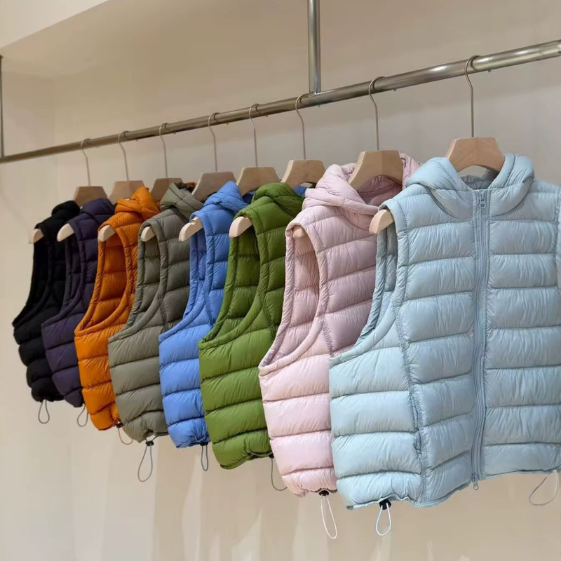 Dopamine 90% White Duck Down Vest for Women, Short Style, 2026 Fall/Winter Candy Color Hooded Jacket, Trendy