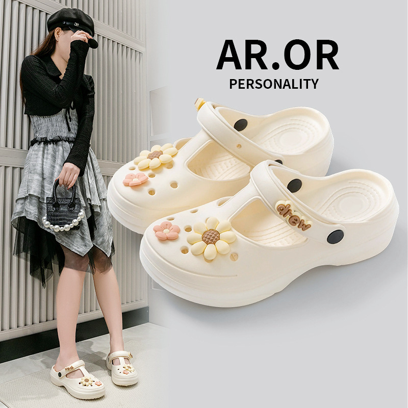 Summer Cave Shoes Women's Sandals and Slippers Outer Wear Baotou Ultra Light Thick-soled Holiday Beach Garden Shoes Non-slip Slippers for Women