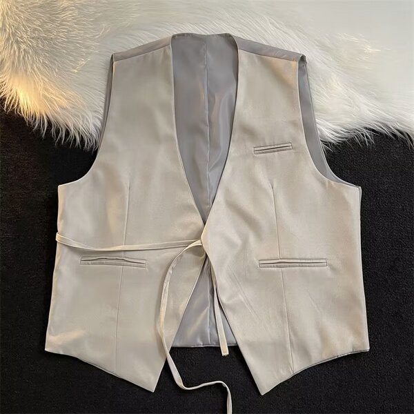 Trend vest