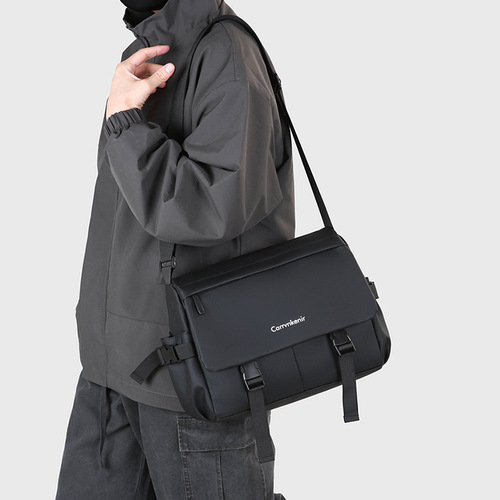 Men's Single Shoulder Bag Fashion Classic Waterproof Outdoor Travel Multi-Pocket Trendy Men's Handbag Casual Bag Crossbody Bag
