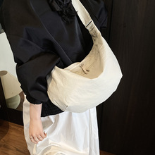 ��ϵ�r�м�ɫ��Ӱ�2025�¿�s�p��μ���ٴ����e����б���Ů