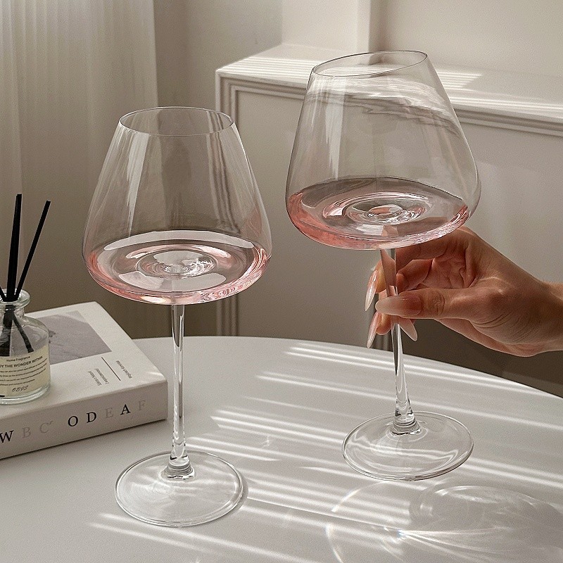 Creativo en el viento borgoña cóncavo fondo ligero lujo vidrio de cristal de alta calidad copa de vino de alto pie copa de vino para el hogar