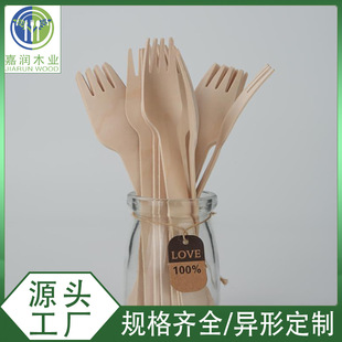 �羳����һ����ľ���ӭh����ľ�;߿ɪ������b���յ�����С��ľ��