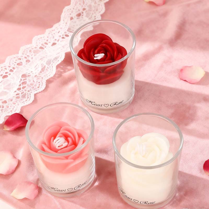 Velas perfumadas en forma de rosa al por mayor regalos creativos para el día de San Valentín para el hogar fragancias acompañadas de adornos de velas a través de la frontera