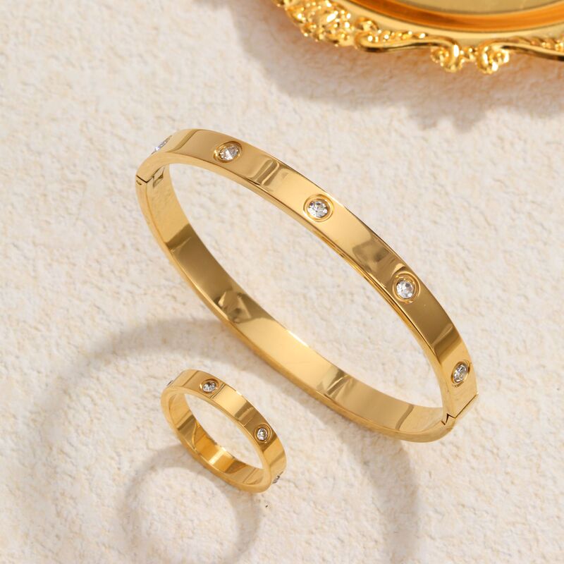 Foreign Trade Titanium Steel Ring and Bracelet Set for Women, Light Luxury, Exquisite and Simple Accessories, Fashionable Autumn and Winter Jewelry Wholesale