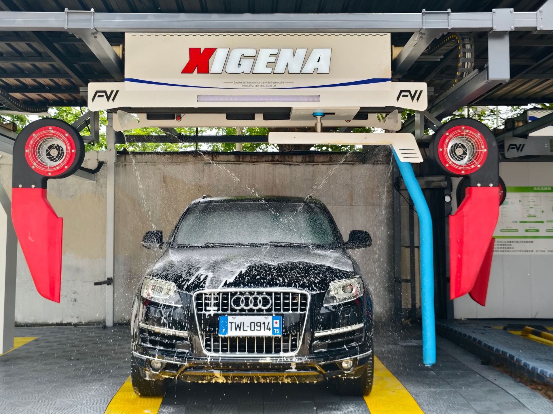 Fully Automatic 360 °   Contactless Car Wash Machine with Infrared Sensor and Plc Control for Community Gas Stations and Entrepreneurial Use.