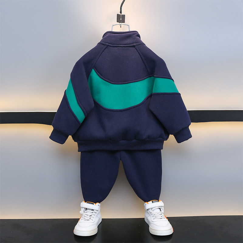 6391 Traje de terciopelo para niños 2025 nuevo estilo fresco y atractivo ropa de invierno suéter grueso niño bebé otoño e invierno