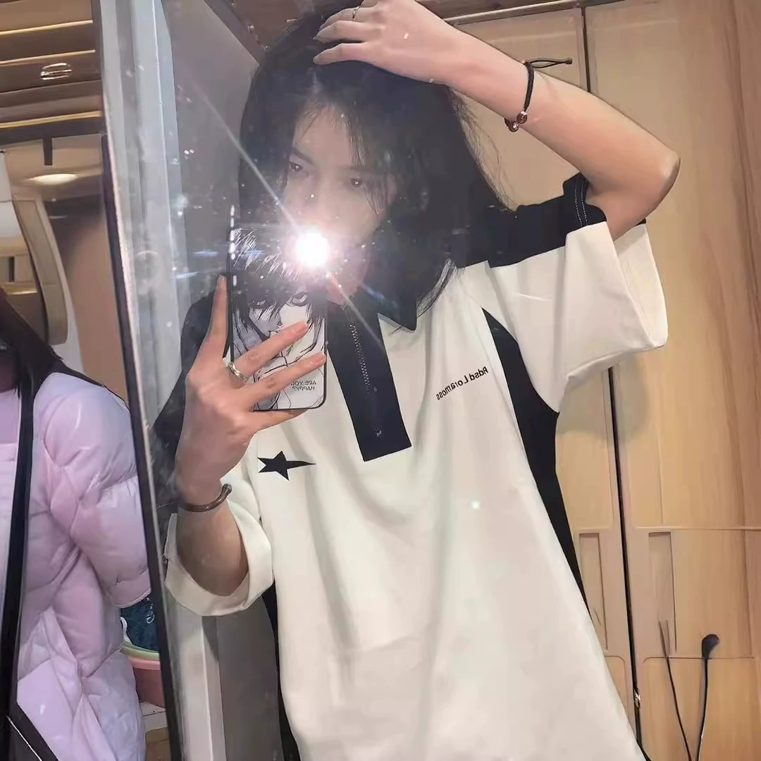 Американская ретро полузастежка на молнии футболка с короткими рукавами женская летняя свободная контрастная цветная конструкция повседневная дикая рубашка с воротником поло