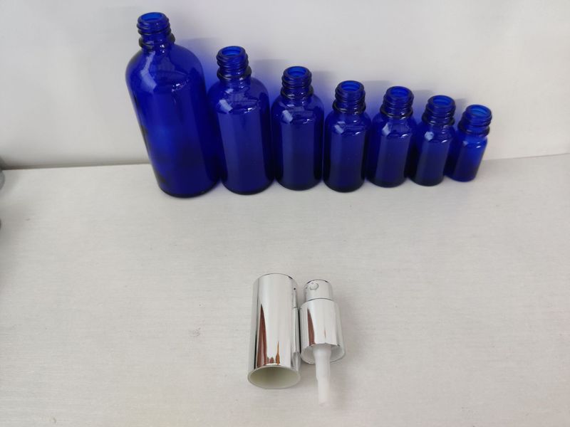 ブルーガラスサンプルスプレーボトル旅行ポータブルシルクスクリーンロゴ香水ボトル保湿香水ボトル卸売|undefined