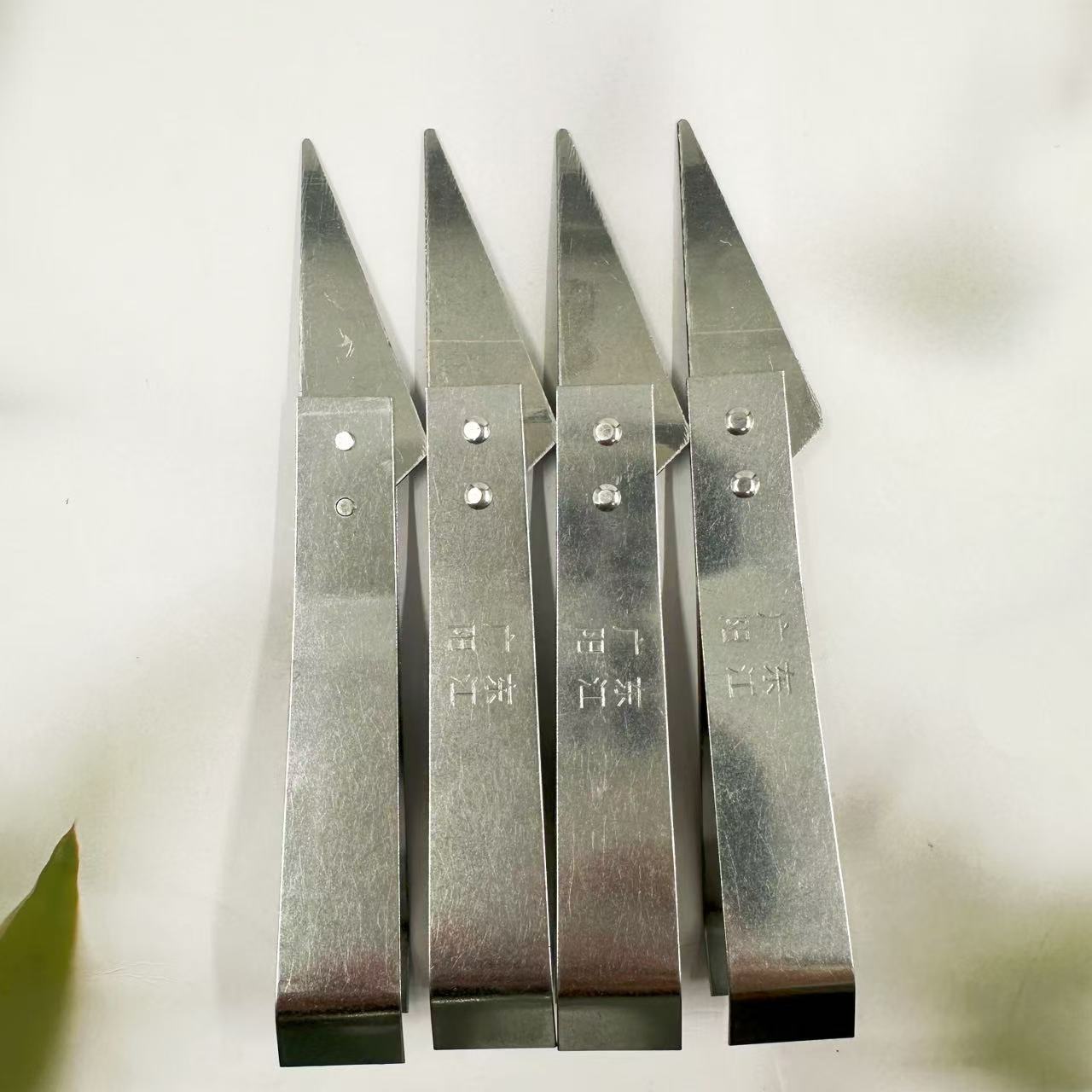 阳江加厚猪毛镊子器多功能不锈钢夹猪毛鸭毛鸡毛镊子多功能不锈钢