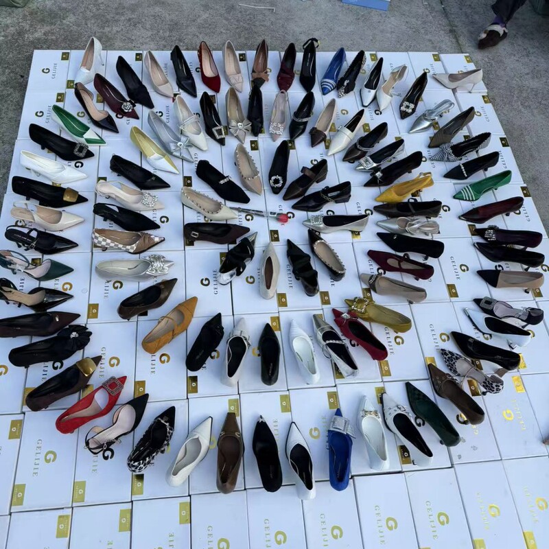 New Style High-Heeled Shoes, Fashionable Pointed-Toe Stiletto Women's Shoes, Comfortable and Non-Binding on the Feet, Wholesale High-Heeled Shoes in Stock, Low-Priced Supply New Style High-Heeled Shoes, Fashionable Pointed-Toe Stiletto Women's Shoes, Comfortable and Non-Binding on the Feet, Wholesale High-Heeled Shoes in Stock, Low-Priced Supply
