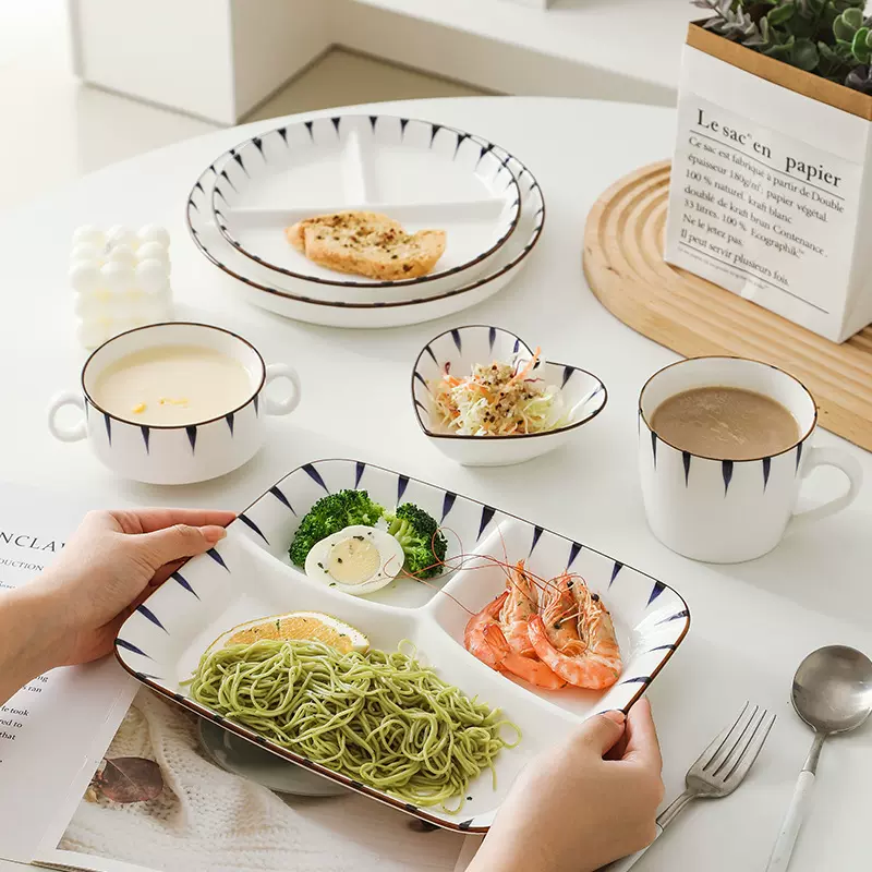 日式创意三格分餐盘家用陶瓷分格盘菜盘一人吃早餐盘碟子套装组合