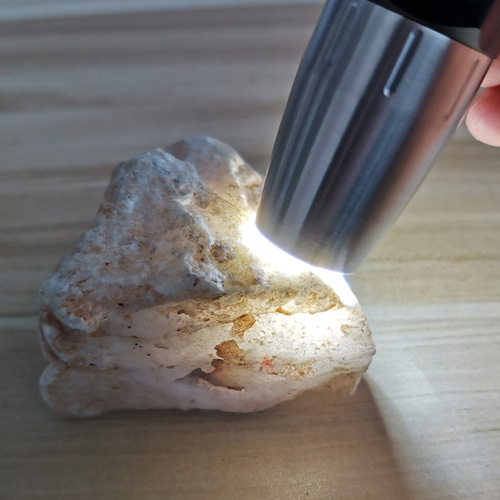 Four light source strong light flashlight USB charging for identification Jewelry, jade and jade identification Wenwan beeswax rough stone