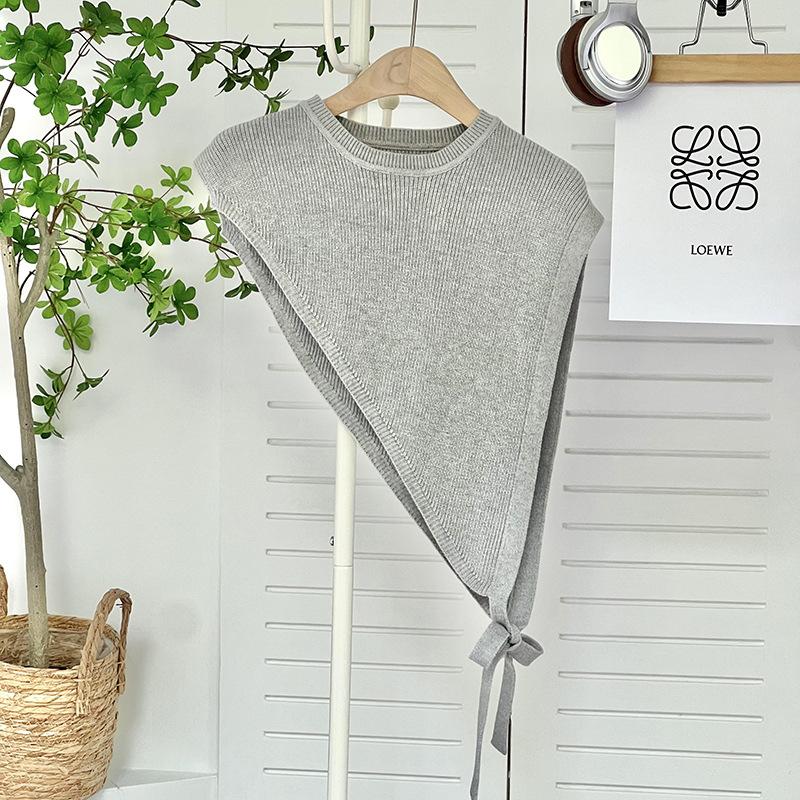 Chaleco de tejido con chaleco triángulo biselado estilo de color superpuesto se puede personalizar abrigo corto de invierno de alta calidad clips de caballo