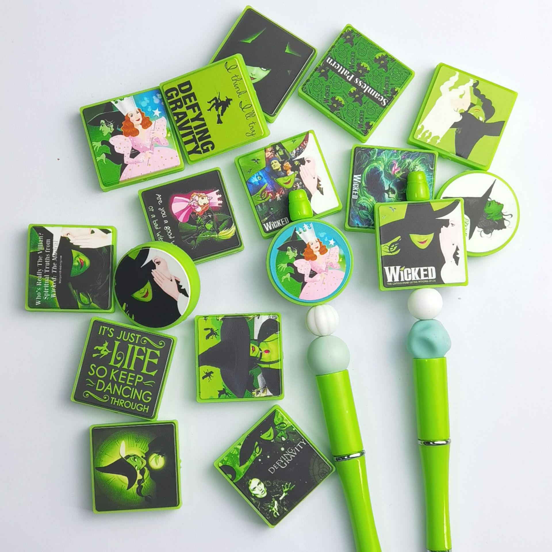 跨境新品wicked女巫硅胶绿色底硅胶印刷3D珠子 DIY串珠笔饰品配件