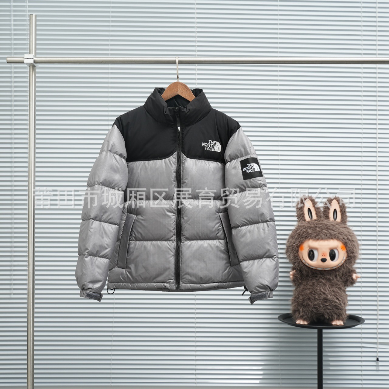 Beijiao2026 otoño y invierno nuevos productos Beijiao1996 cara brillante gran chaqueta de plumón a cuadros temperamento de pan cálido