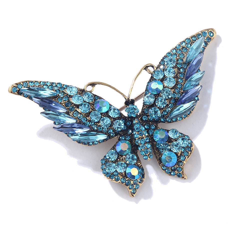 Retro Butterfly Alloy Inlay Rhinestones Women's Brooches display picture 6