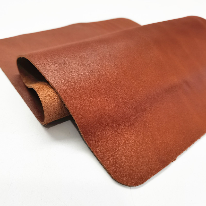 头层牛皮皮料红棕色蜡变油蜡皮沙发皮床头欧式座椅皮整张牛皮