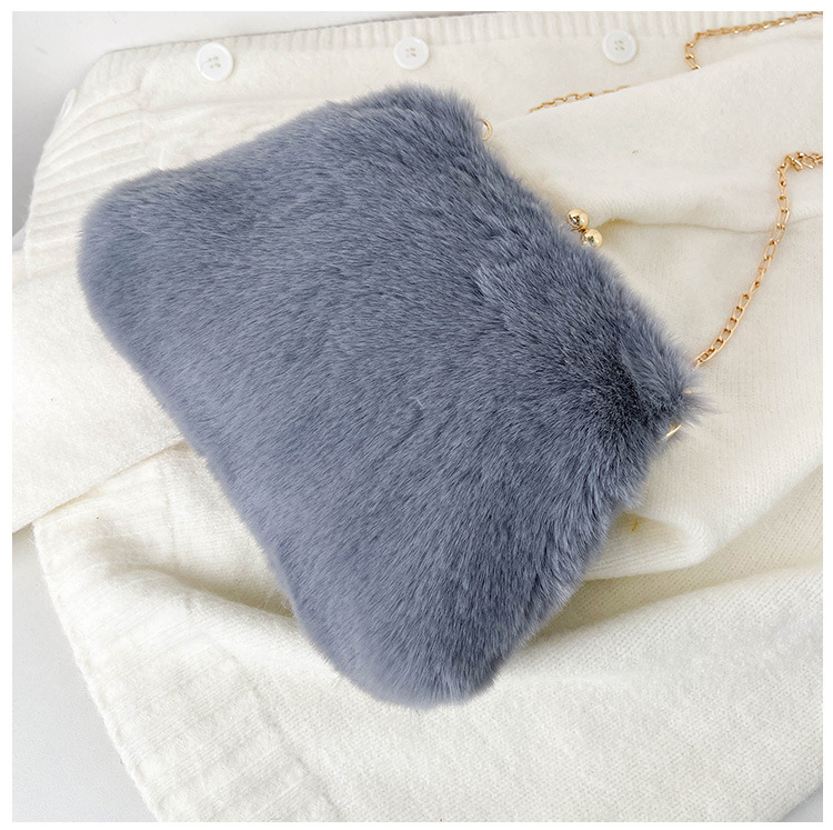 Single-shoulder chain bag, Maomao large-capacity women's bag, new 2022 autumn and winter women's stylish plush hand-held tote bag undefined