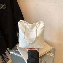 2025�����n��С������μ���ֵˮͰ����Ů���s���e������Ҹ�°�