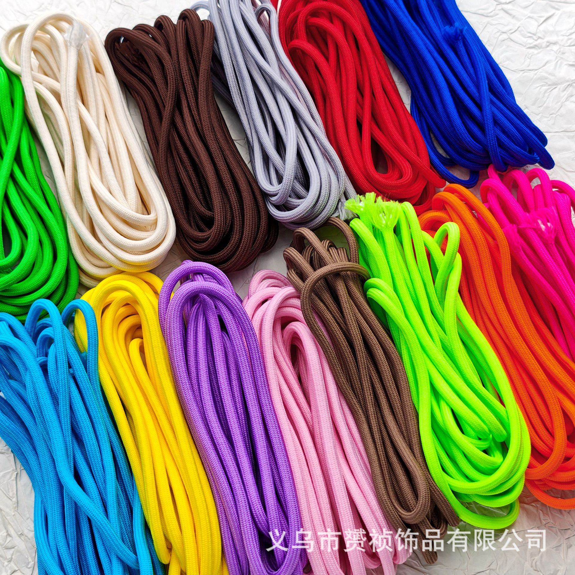 Cuerdas trenzadas de poliéster de color DIY accesorios accesorios de joyería hechos a mano cuerdas de cuentas de teléfono móvil llavero colgante paquete de material de cuerda