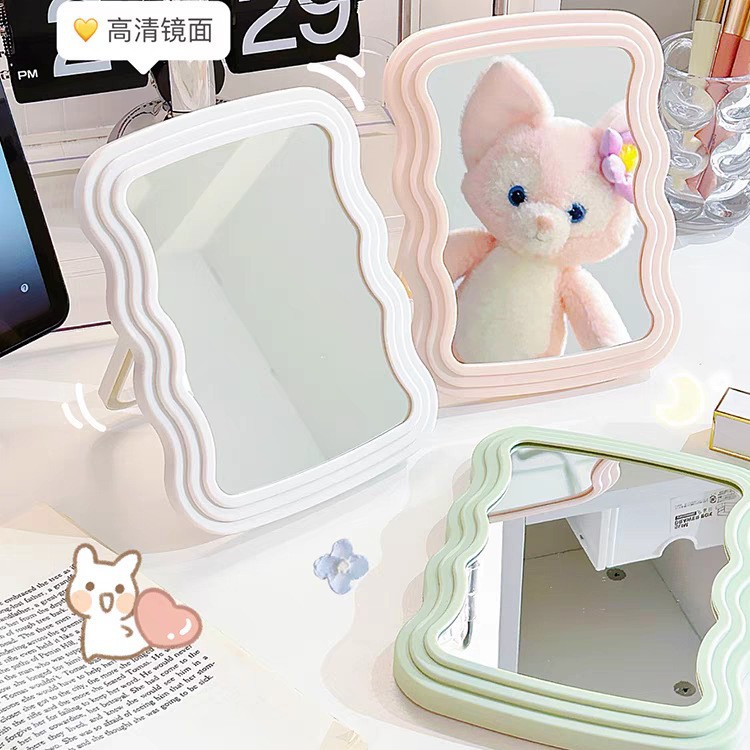 Espejo de maquillaje ondulado de escritorio para estudiantes Espejo de una cara colgante plegable con soporte Espejo de princesa de dormitorio
