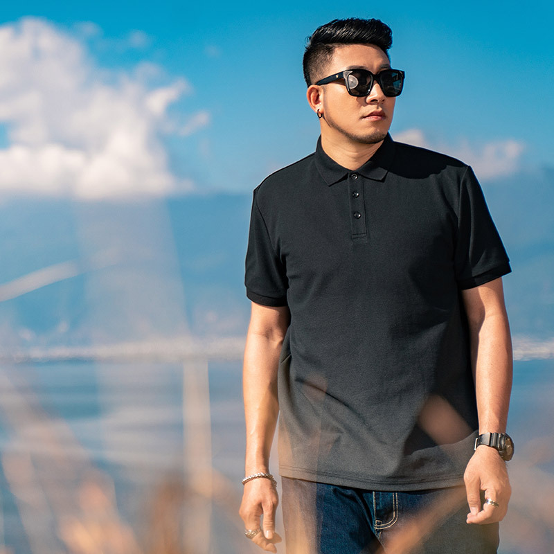 Más tamaño de los hombres de la marca de moda grasa suelta manga corta Camisa de polo más tamaño gradiente gordo media manga Polo camisa