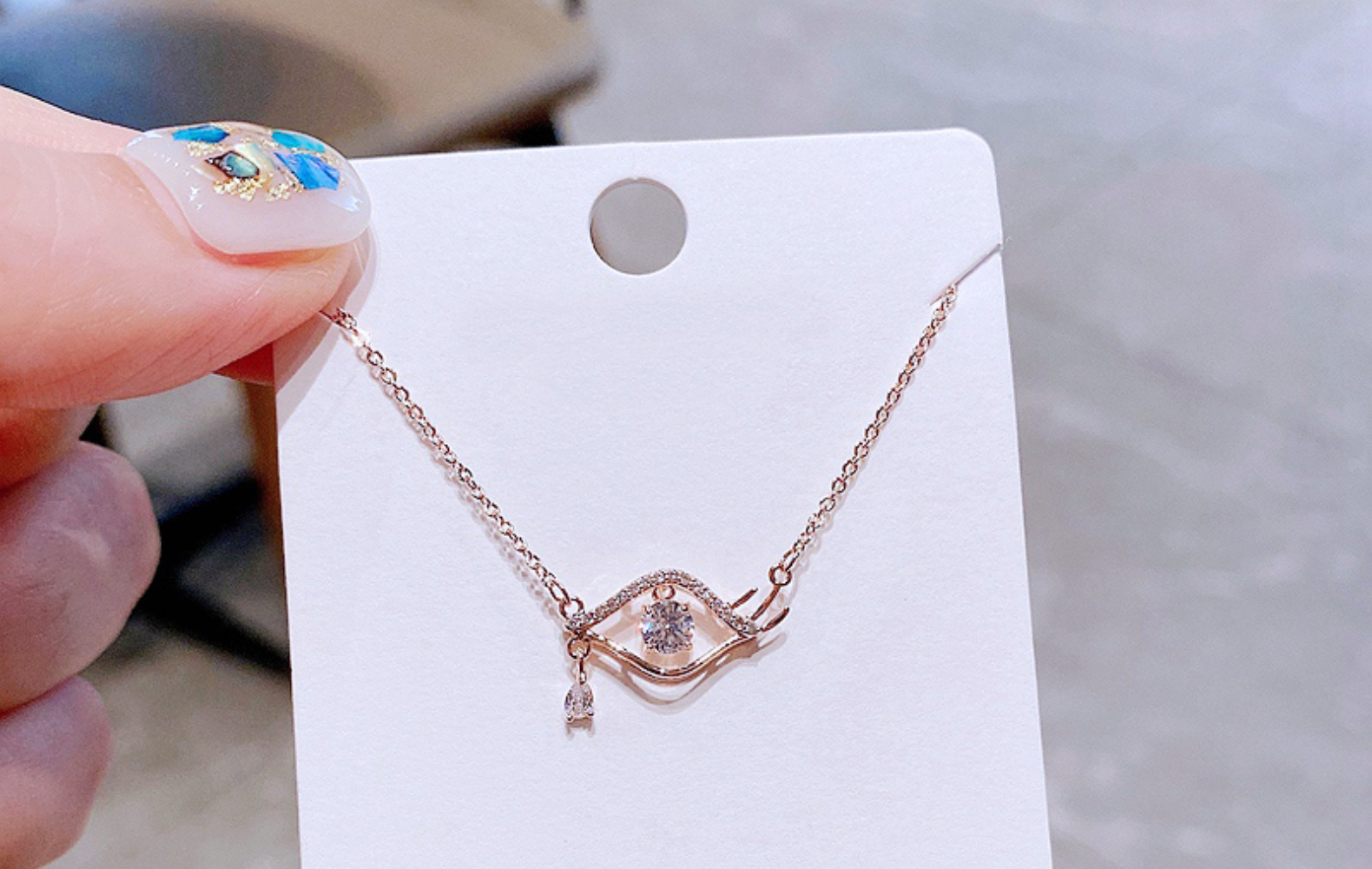 High-Grade INS Cool Style Fashion Zircon Tears Eye Clavicle Chain Graceful Personality Necklace for 