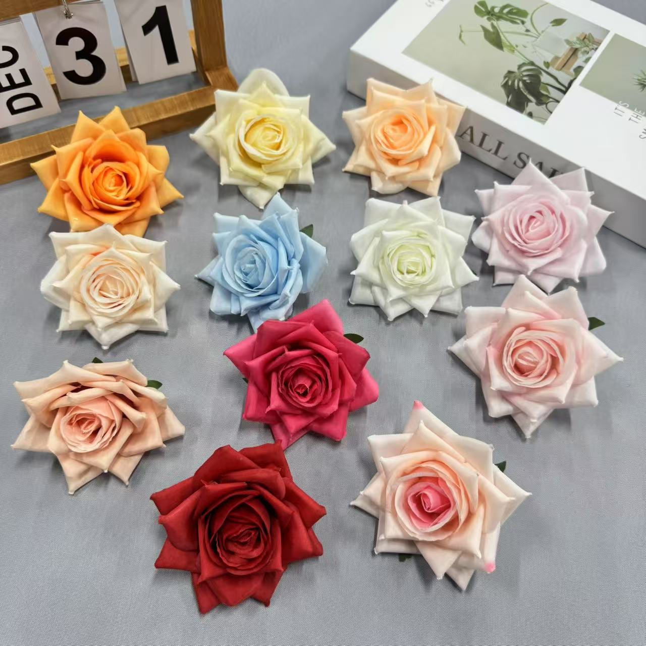 新款仿真角玫瑰花朵批发直径10cm绢布玫瑰花球花墙场景布置插花