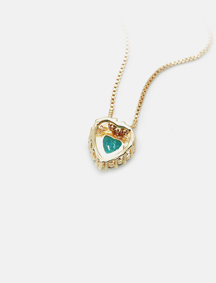 Fashion Color Heart-shaped Pendant Gold-plated Necklace display picture 3