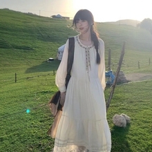 法式气质收腰白色长袖连衣裙2025新款女早秋装高级感别致漂亮裙子