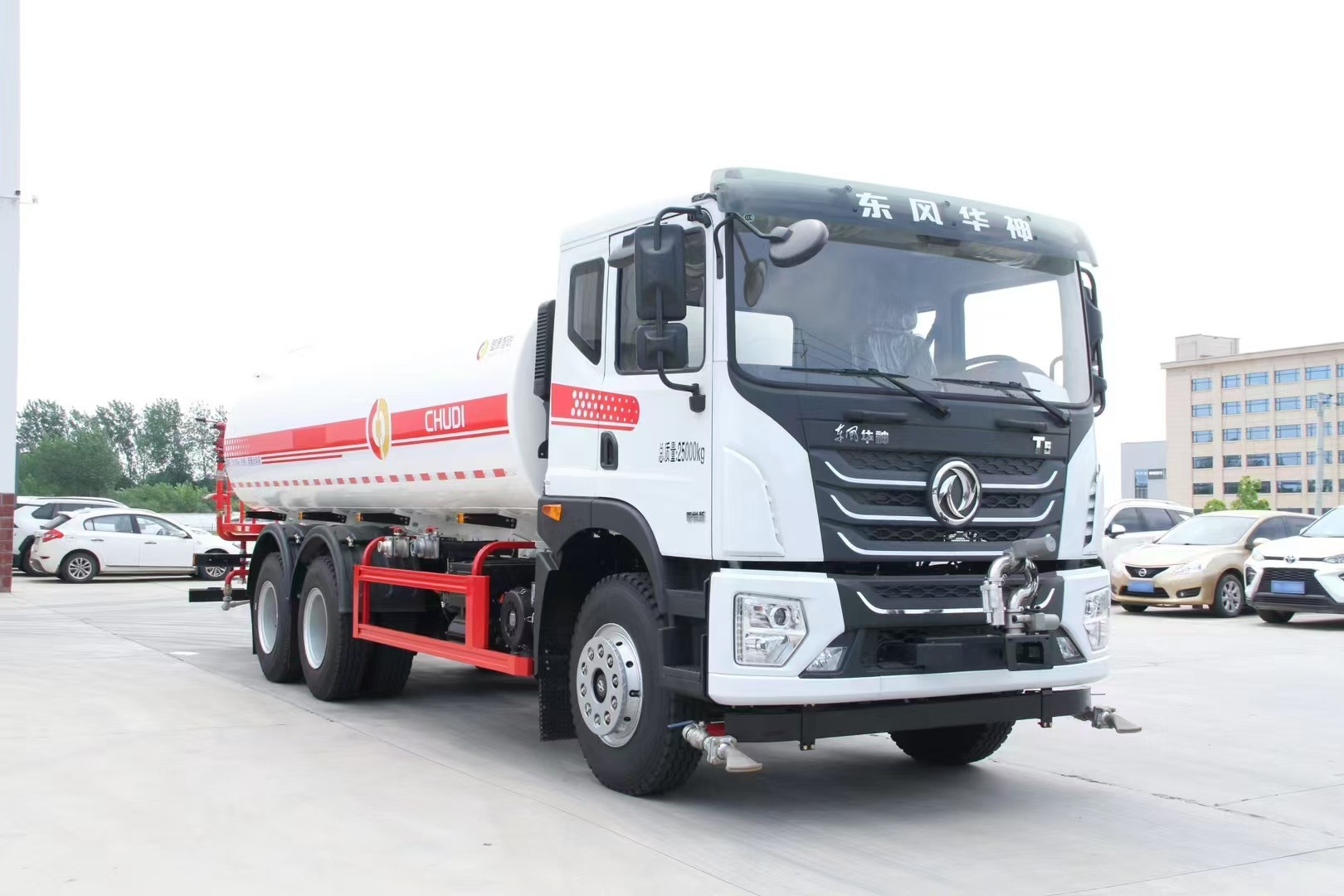 Landscaping Sprinkler Truck 5-20 Cubic Meter Sprinkler Truck Can Be Equipped with 30m Fog Cannons Multifunctional Dust Suppression Truck Manufacturer Supply