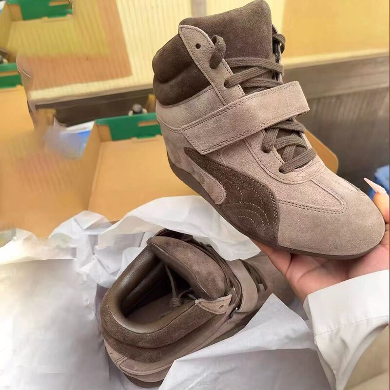 Overseas Purchase of High-Quality Puma Women's Sneakers with Breathable Lining, Cushioning Insoles, Wedge Heel, and Velcro for Daily Use Overseas Purchase of High-Quality Puma Women's Sneakers with Breathable Lining, Cushioning Insoles, Wedge Heel, and Velcro for Daily Use