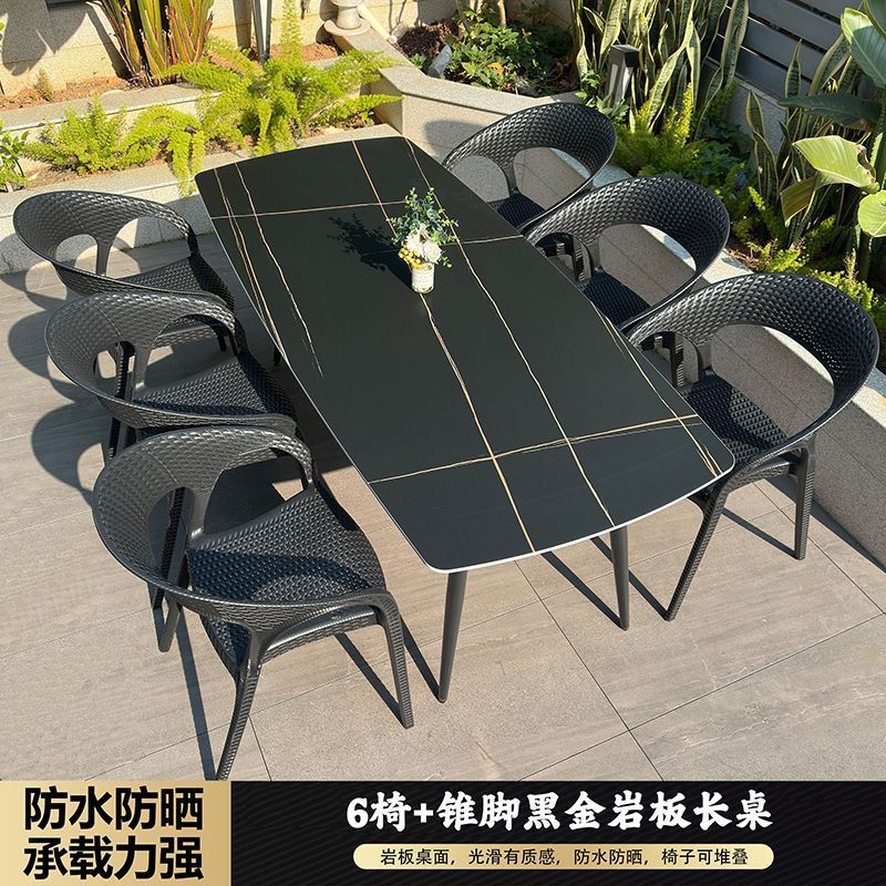 180*90cm 테이퍼드 다리와 말 배 스타일 싱글 테이블 + 모조 등나무 의자 6개