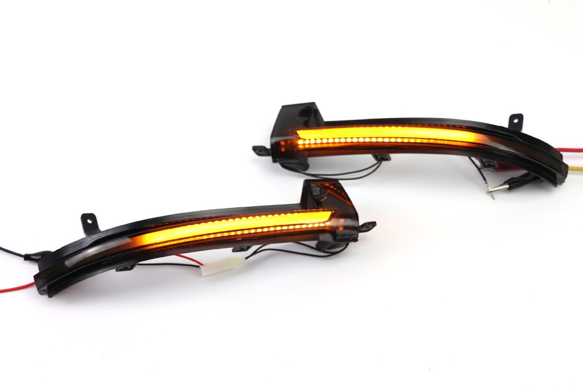 LED Dynamic Turn Signal Light for Volkswagen Touareg II MK2 7P 2010-2018