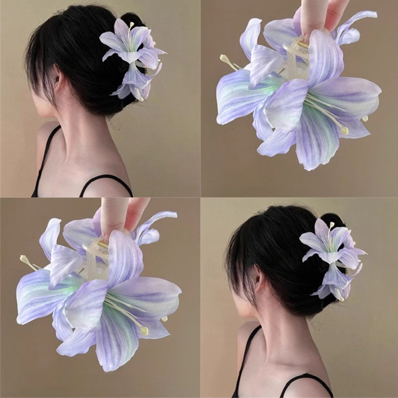 La atmósfera de flores de lirio púrpura atrapar clips de belleza de alto nivel detrás de la cabeza de cabello de tiburón atrapar clips de cabello adornamiento