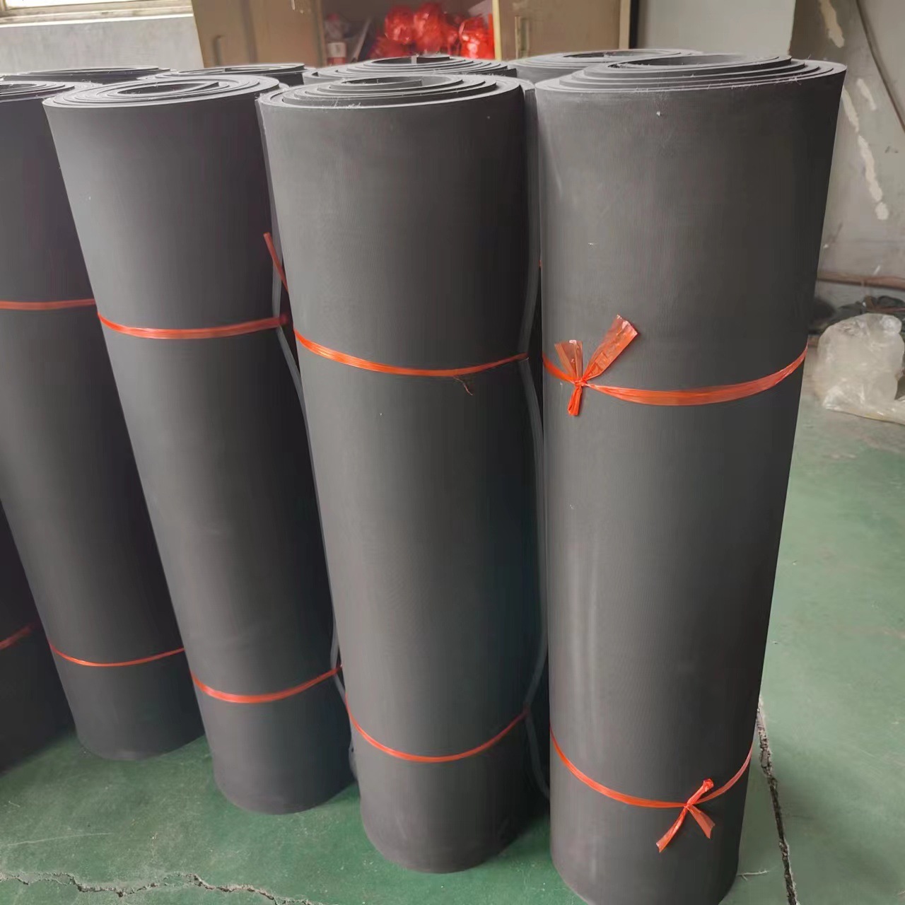 阻燃绝缘圆点橡胶板 五杠/柳叶纹橡胶板配电室铺地工业防滑橡胶垫