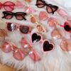 Hong Kong Wind Peach Powder Holidays Chic is white and cute self -reserved round female sunglasses retro Korean version of glasses net red