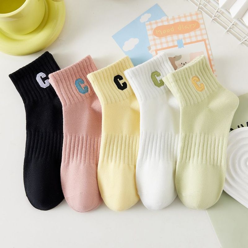 Autumn and Winter New Women's Dopamine Solid Color Letter Short Socks Deodorant Sweat-Absorbent Cotton Women's Socks Wholesale Autumn and Winter New Women's Dopamine Solid Color Letter Short Socks Deodorant Sweat-Absorbent Cotton Women's Socks Wholesale