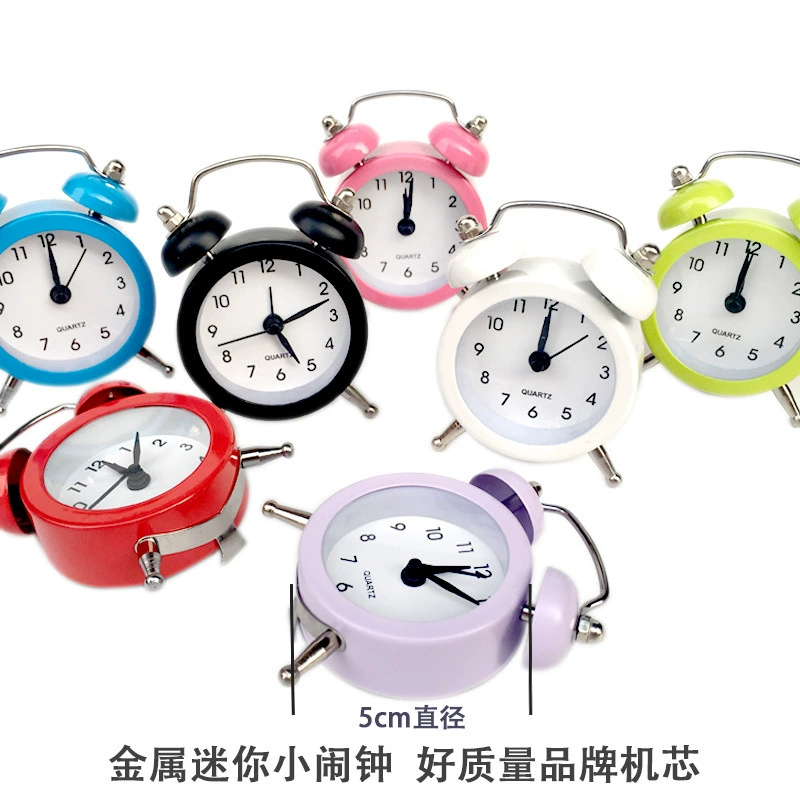 Оптовая продажа мини-металлический будильник 5 см милый творческий студент маленький будильник для детей можно поменять циферблат плюс логотип