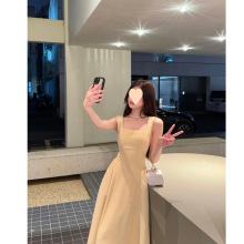 少女感显瘦连衣裙子女夏吊带设计法式修身爆款长裙清凉季