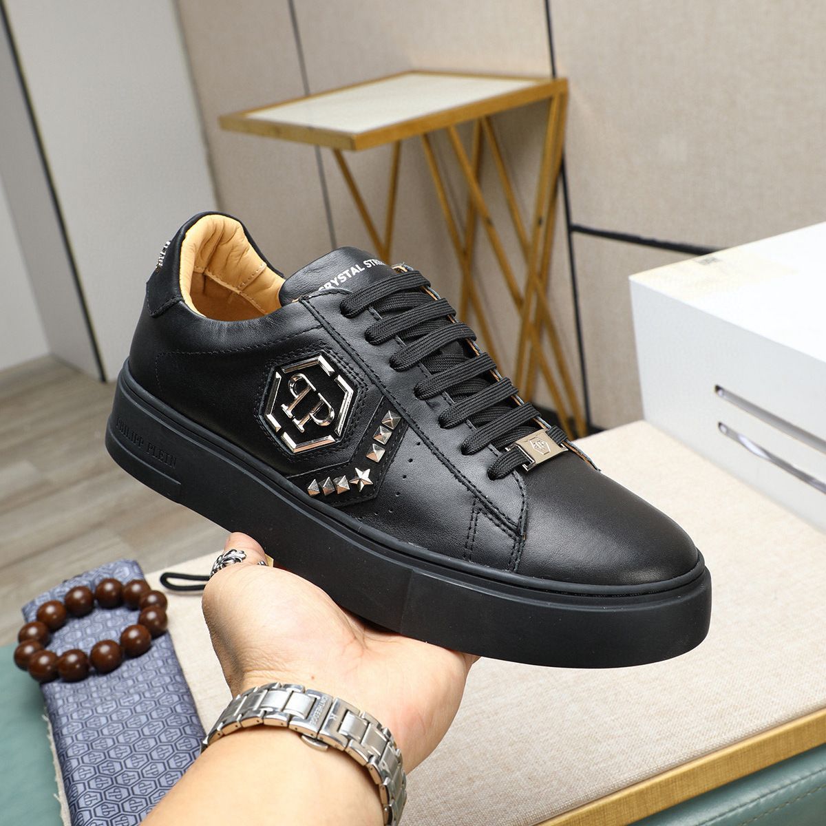 남성용 신형 리벳 천연가죽 화이트 슈즈, 트렌디한 캐주얼 슈즈, 사계절 운동화, 한국형 편안하고 활용도 높은 남성용 스포츠 슈즈