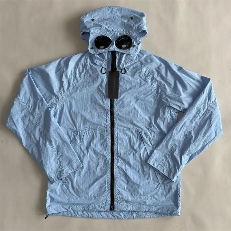 In-Stock European and American Style Letter-Print Hooded Zip-Up Lightweight Jacket Motorcycle Coat Unisex Windbreaker Couple's Jacket In-Stock European and American Style Letter-Print Hooded Zip-Up Lightweight Jacket Motorcycle Coat Unisex Windbreaker Couple's Jacket