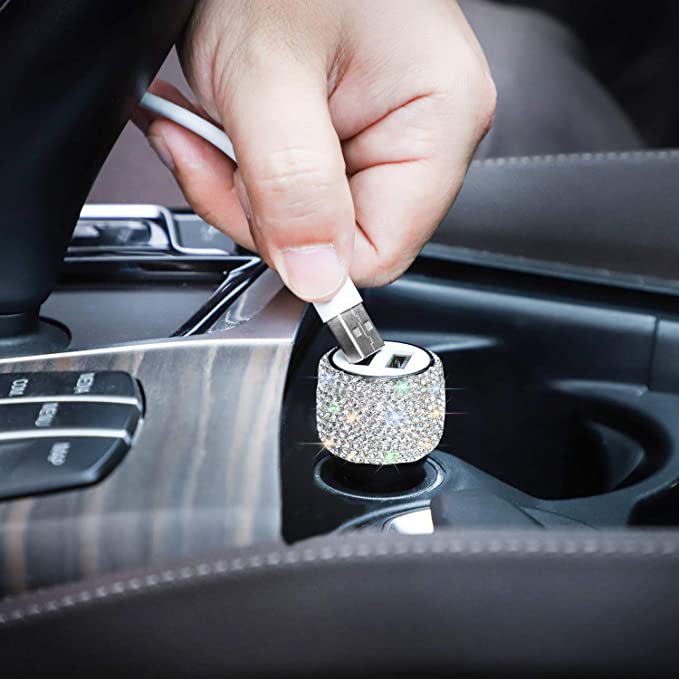 Chargeur de téléphone créatif avec chargeur de voiture en cristal incrusté de diamant, multifonctionnel une à deux têtes de chargement USB doubles_voghion.com